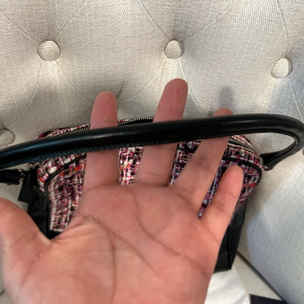 💕💕Prada Tweed Bag 💕💕 - Picture 5 of 12